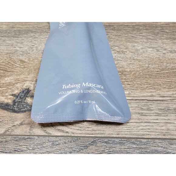 Persona Cosmetics Volumizing Lengthening Tubing Mascara Black - Picture 2 of 4